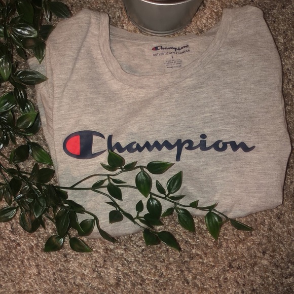 Large Champion Tight Tee Shirt - Picture 5 of 6